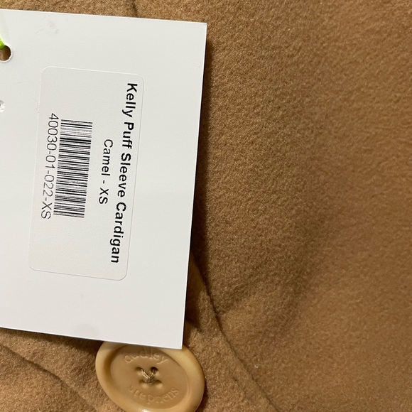 Dudley Stephens Kelly Puff Sleeve Cardigan Camel Vello Fleece Size XS - Picture 8 of 8